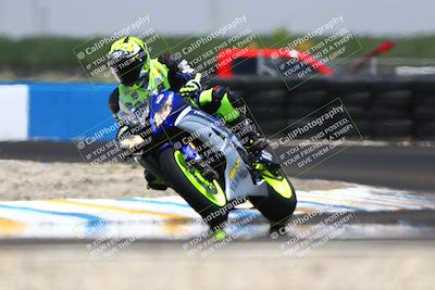media/Jun-07-2025-TrackDaz (Sat) [[4413525952]]/C Group/1240pm (Turn 1)/